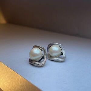 Vintage Kenneth Cole New York Silver Tone Open Filigree Faux Pearl